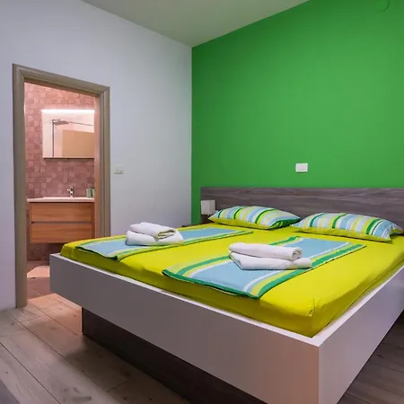 Awesome In With Sauna Nyaraló *