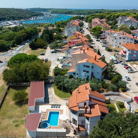 Awesome In With Sauna *