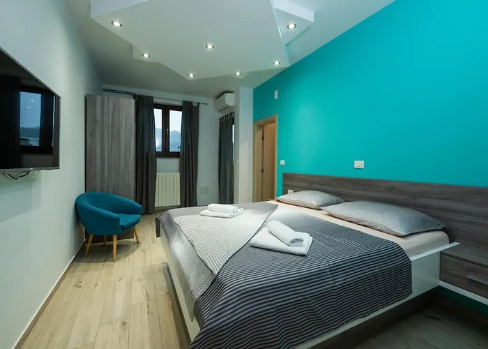 Awesome In With Sauna